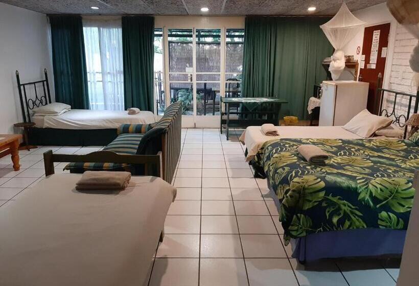 פנסיון Elephant Walk Guesthouse And Back Packers