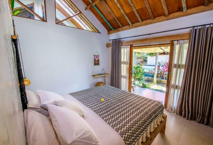 פנסיון Seaside Tribe   Boutique Surf Stay & Retreat