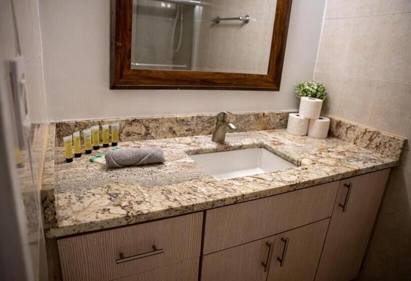 Steps To The Beach Christmas Vacation Pool