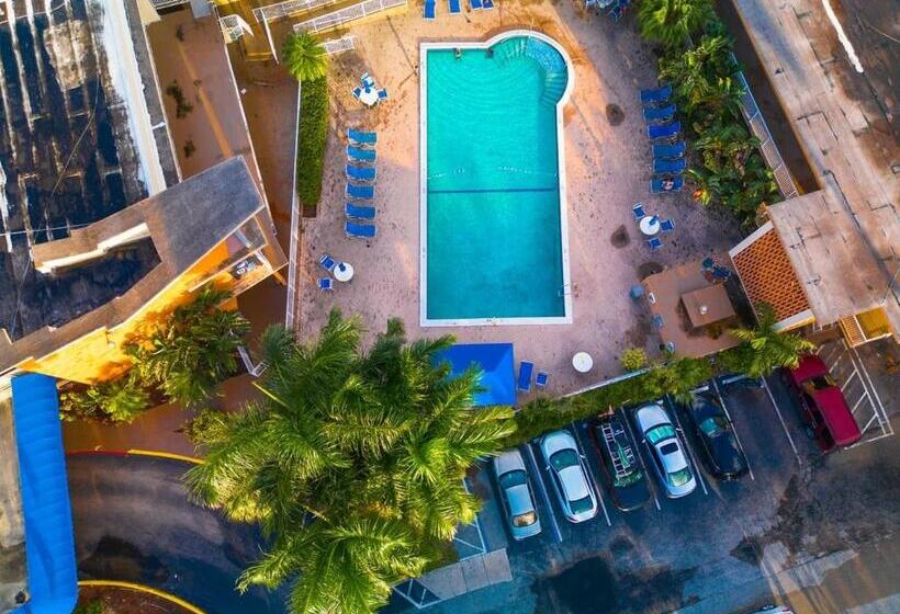Steps To The Beach Christmas Vacation Pool
