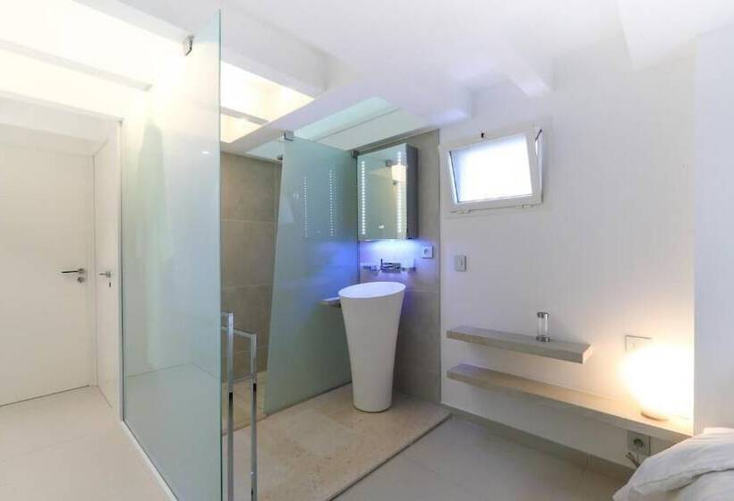 Traverse Des Artistes