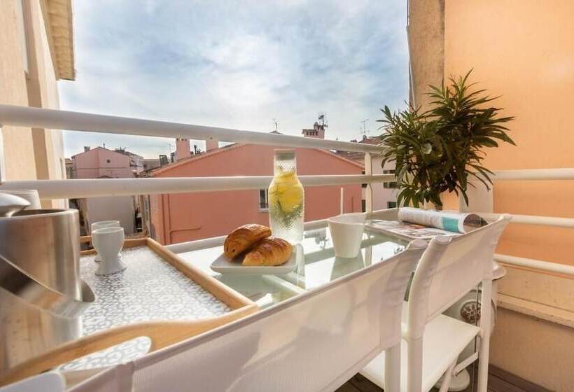 Traverse Des Artistes