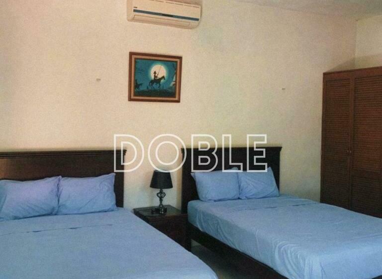 فندق صغير Posada Las Brisas