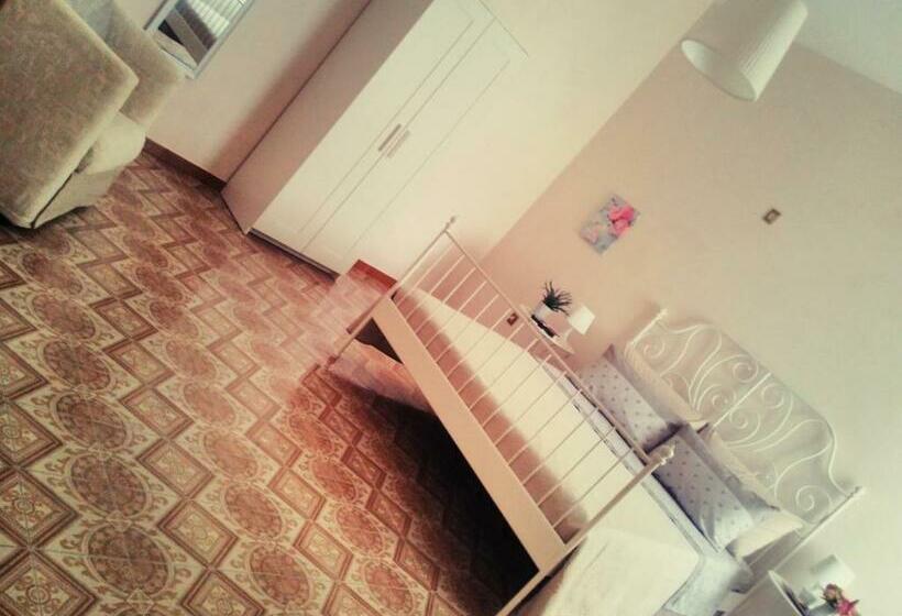 B&b L Angolo Fiorito