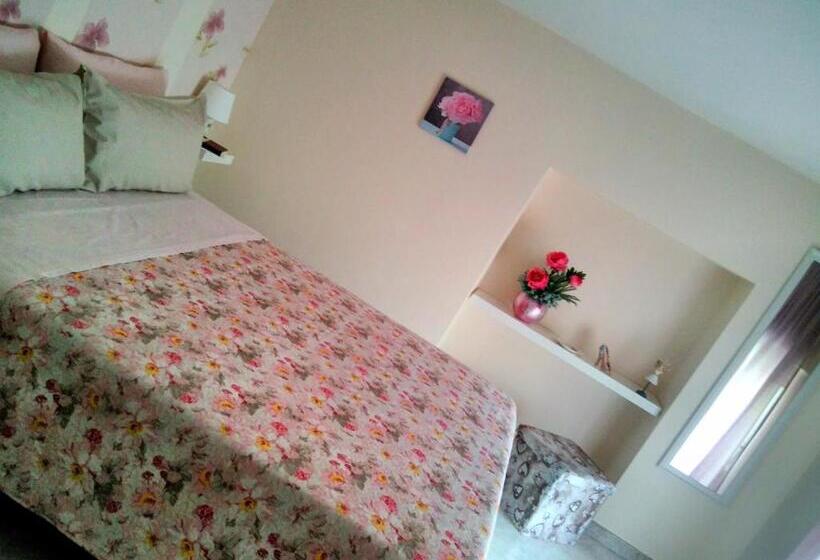 B&b L Angolo Fiorito