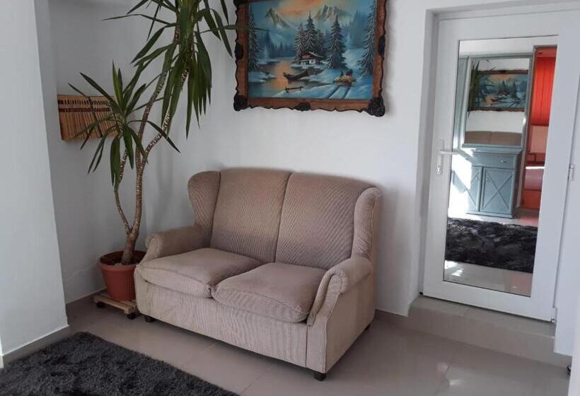 ベッドアンドブレックファースト Casa Sannicolau