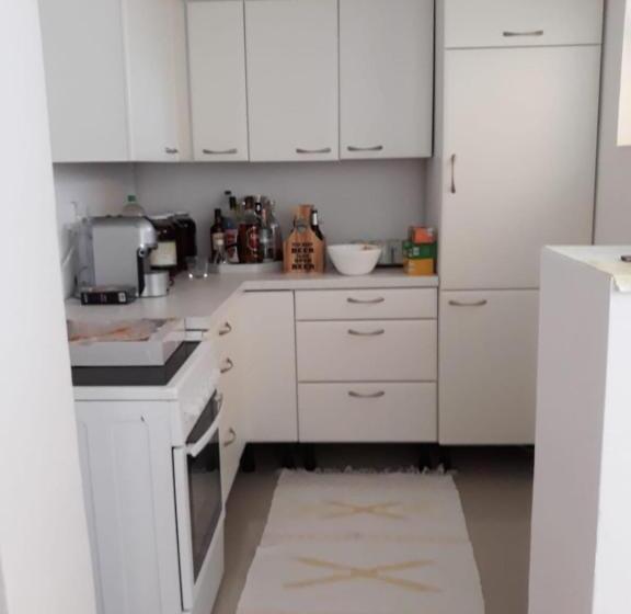 تختخواب و صبحانه Casa Sannicolau