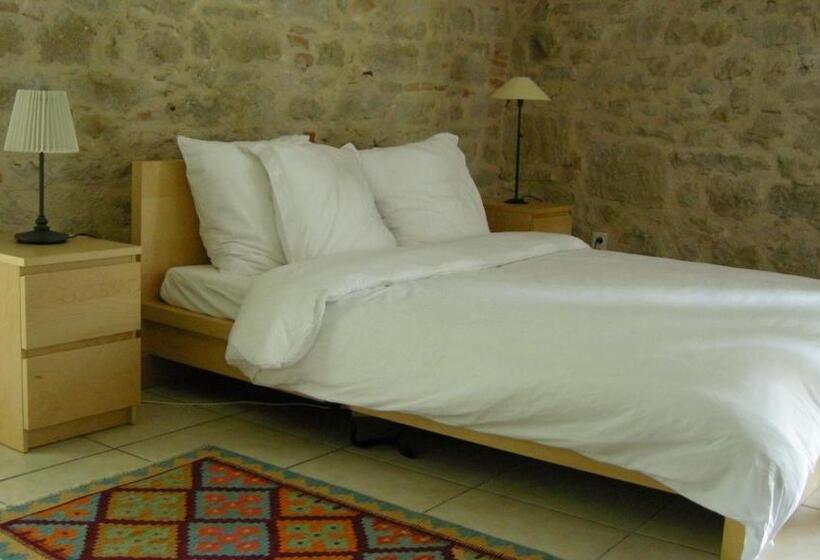 민박 Château De Cartou