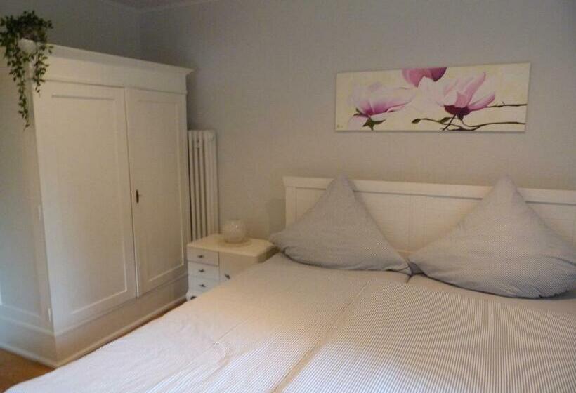 민박 Gästezimmer Am Hüstert