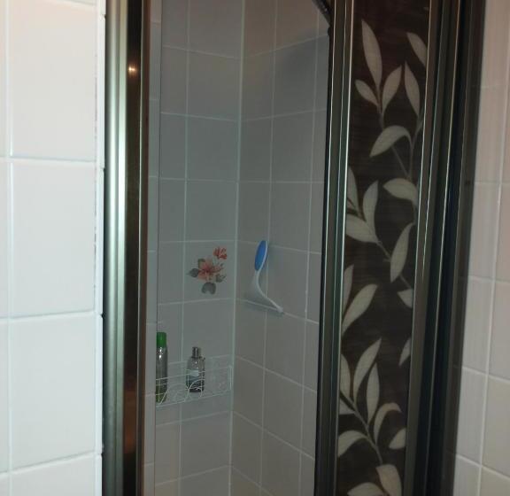 민박 Gästezimmer Am Hüstert