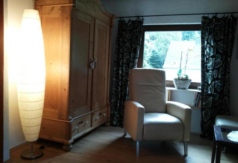 민박 Gästezimmer Am Hüstert