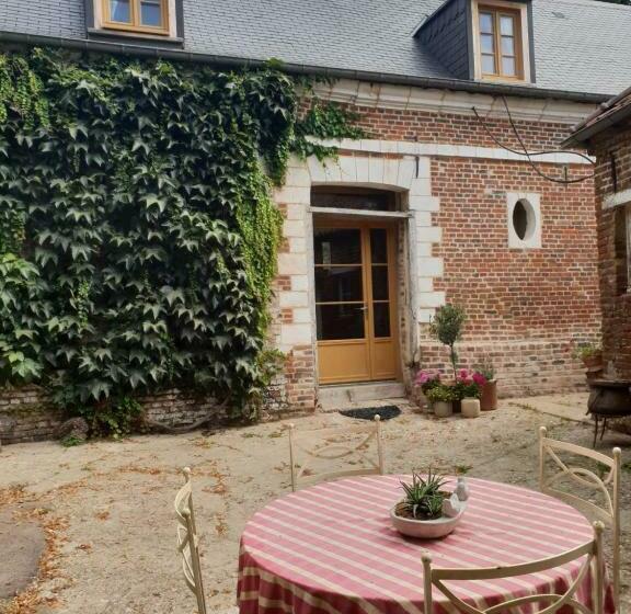 مبيت وإفطار La Tilia