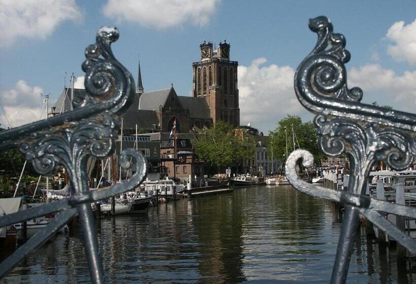 ベッドアンドブレックファースト Oranjepark