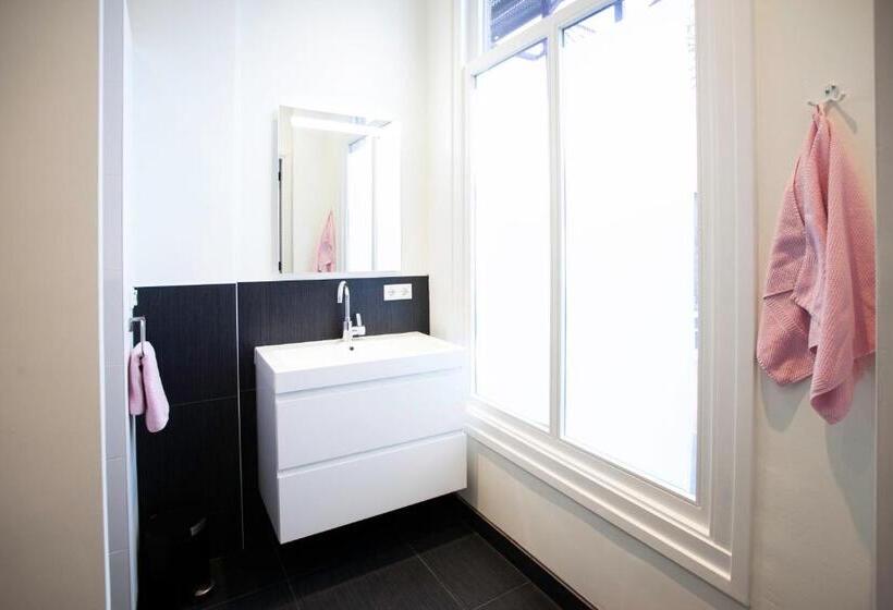 ベッドアンドブレックファースト Oranjepark