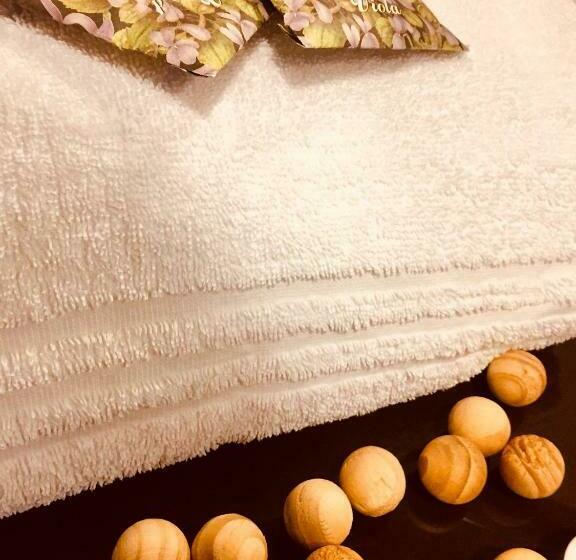 ベッドアンドブレックファースト Room33