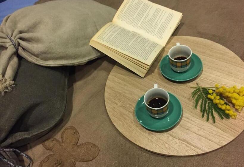 ベッドアンドブレックファースト Room33