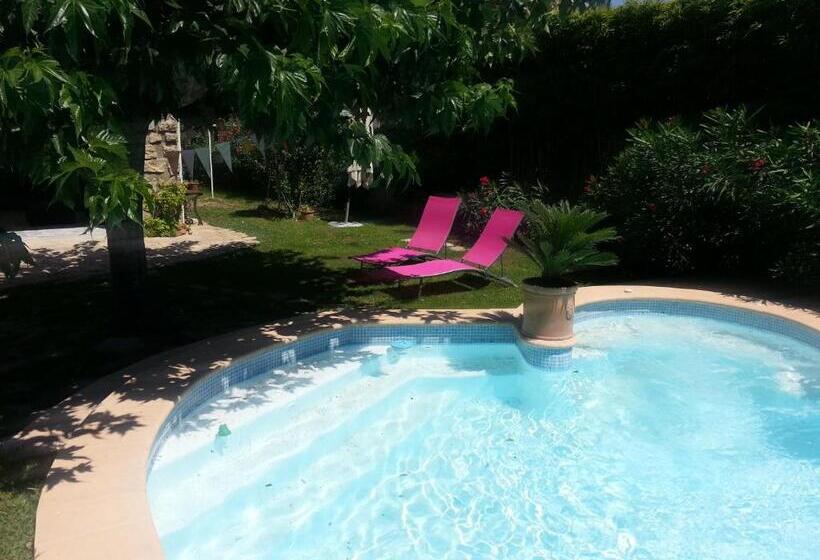 Bed and Breakfast Sous Le Mûrier