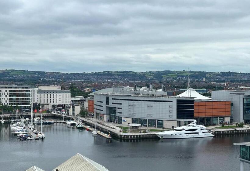 James Clow Bed & Breakfast