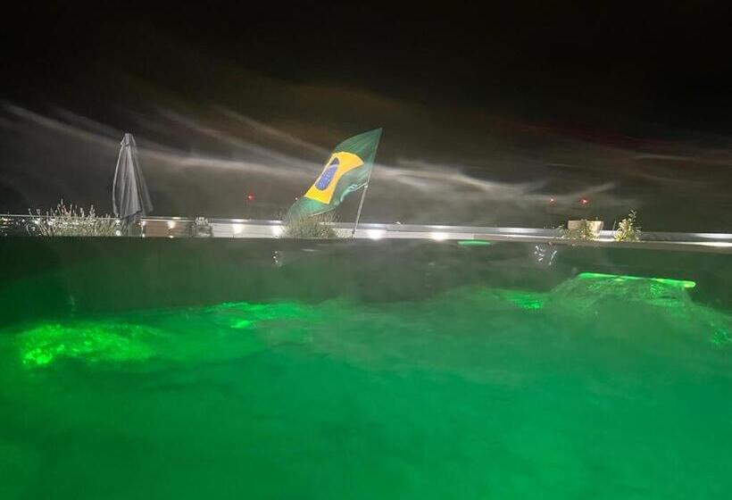 James Clow Bed & Breakfast