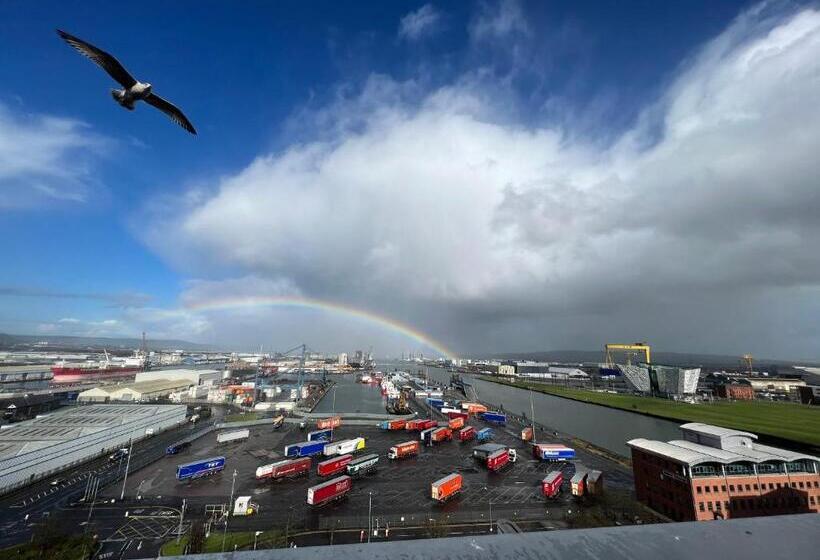 James Clow Bed & Breakfast