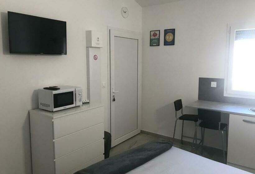 ペンション Beach House