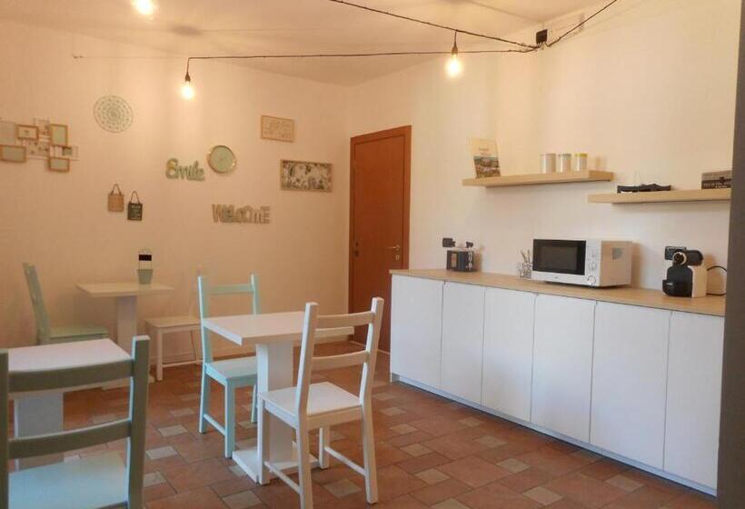 پانسیون Borgo Antico Rooms Self Check In