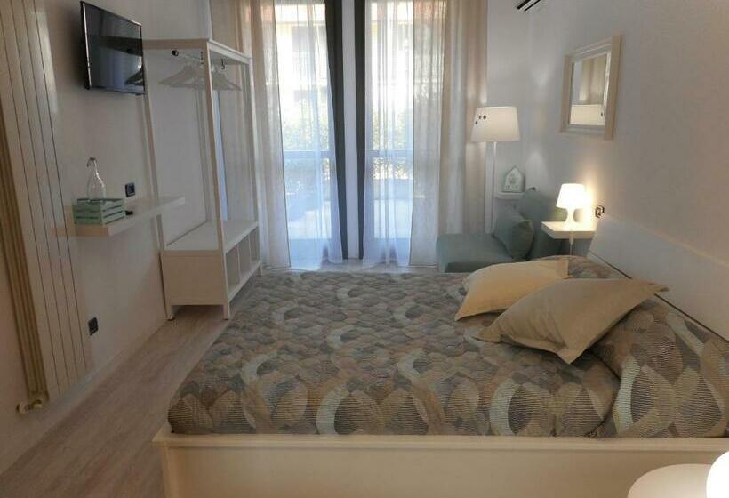 پانسیون Borgo Antico Rooms Self Check In