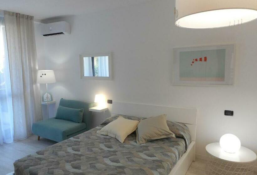 پانسیون Borgo Antico Rooms Self Check In