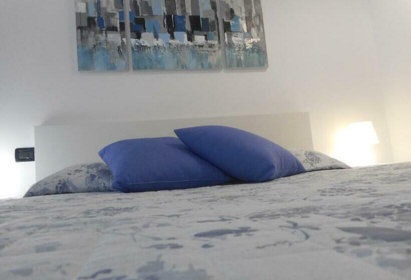 پانسیون Borgo Antico Rooms Self Check In