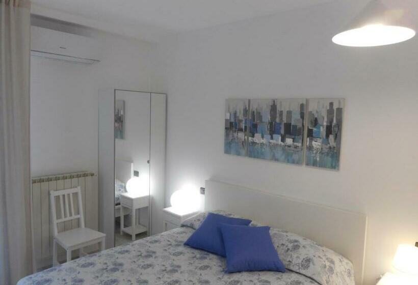 پانسیون Borgo Antico Rooms Self Check In