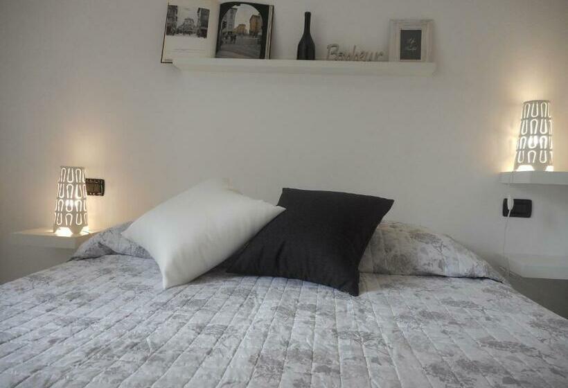 پانسیون Borgo Antico Rooms Self Check In