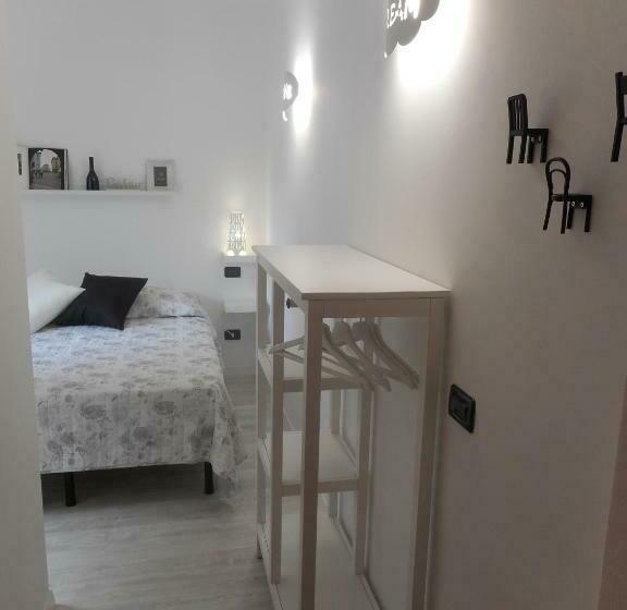 پانسیون Borgo Antico Rooms Self Check In