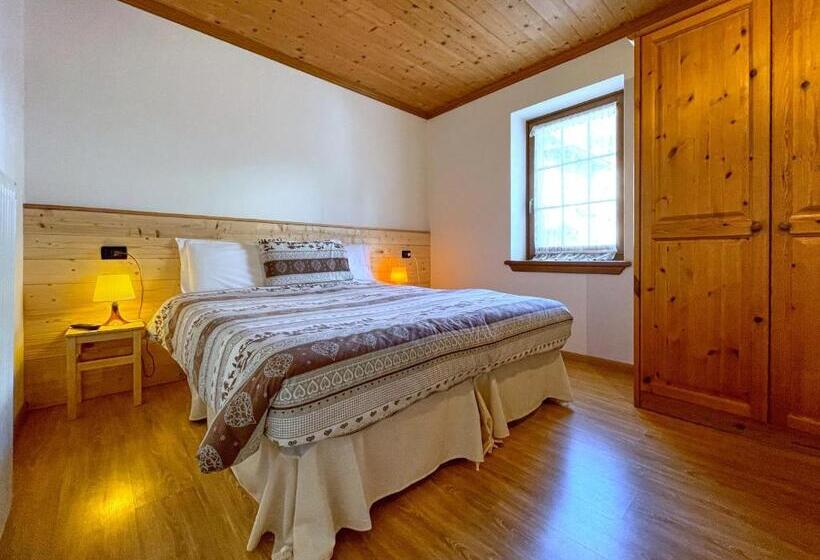 بنسيون Casa Cadore