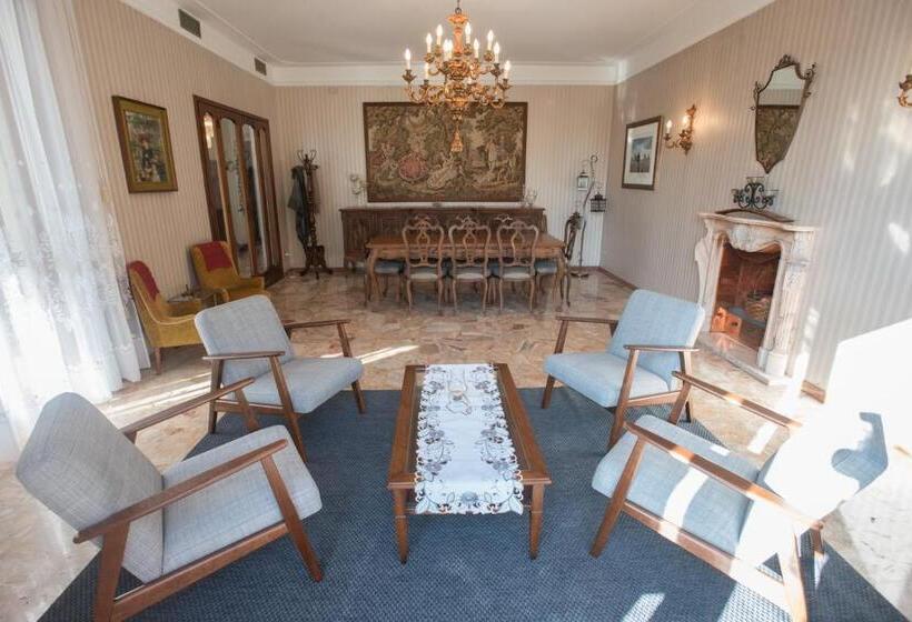 بنسيون Casa Serena