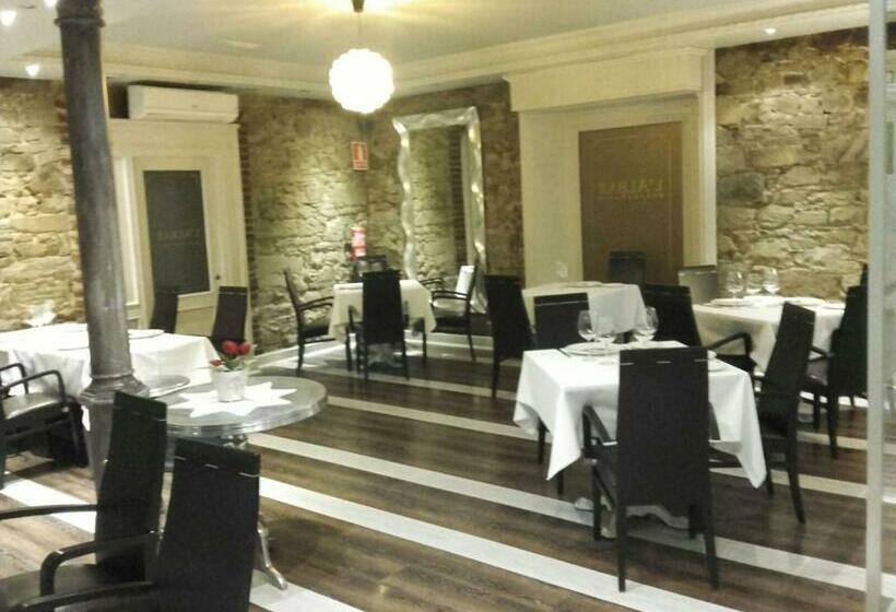 بنسيون H.albar Mieres