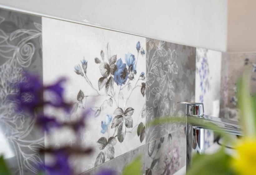 膳宿费 La Maison De Raphaël