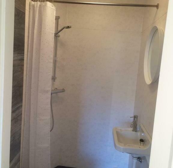 פנסיון Mittes Rum