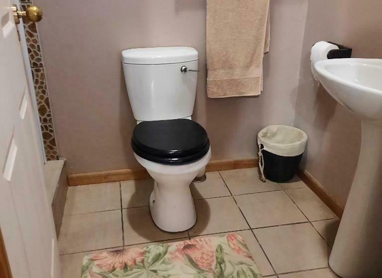 פנסיון Monte Roza Guest House