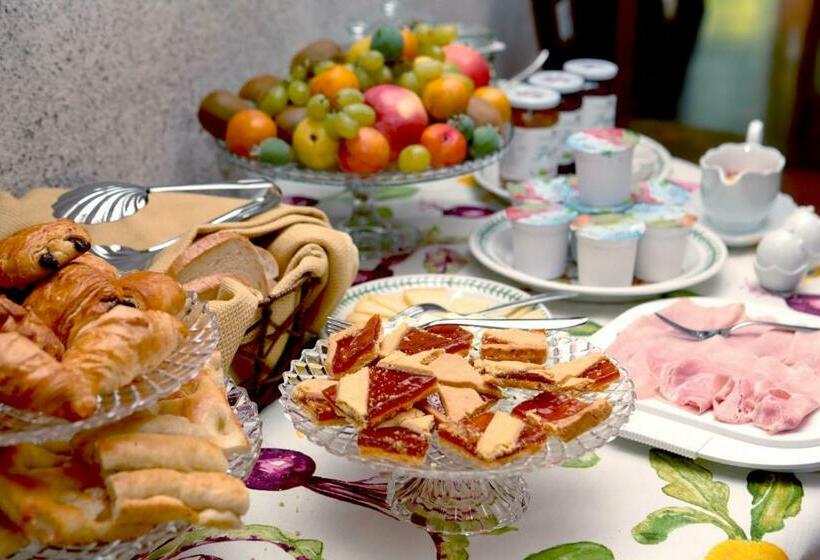 פנסיון Relais Rantegosa   Holiday Home