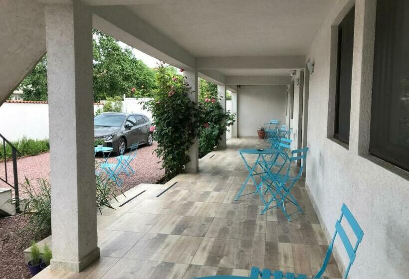 بنسيون Vila Atlas