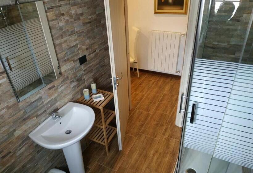 بنسيون Villa Resilienza