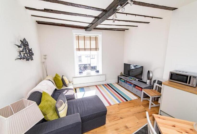 The Hugo   Hotel Concept Canterbury