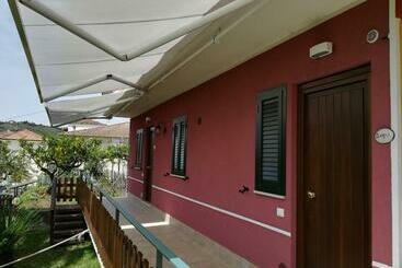 Albizia, Casevacanza