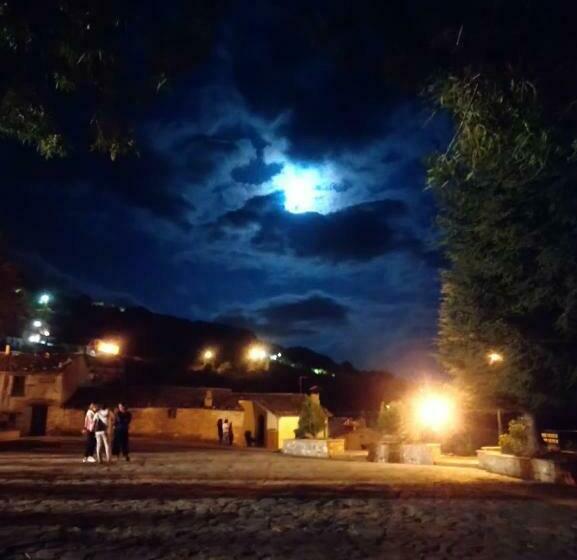 B&b Il Campanile Di Leone Pina