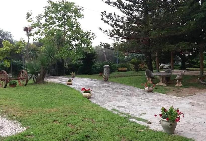 تختخواب و صبحانه Arcobaleno