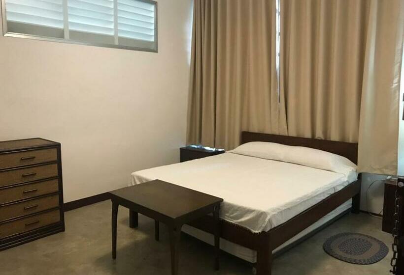 تختخواب و صبحانه Balay 8 Suites