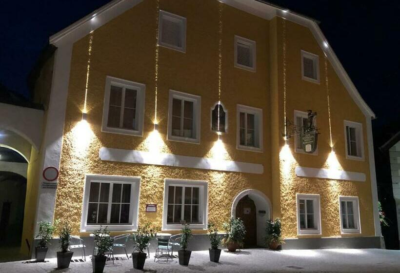 צימר Gasthof Pension Schwarzer Bär