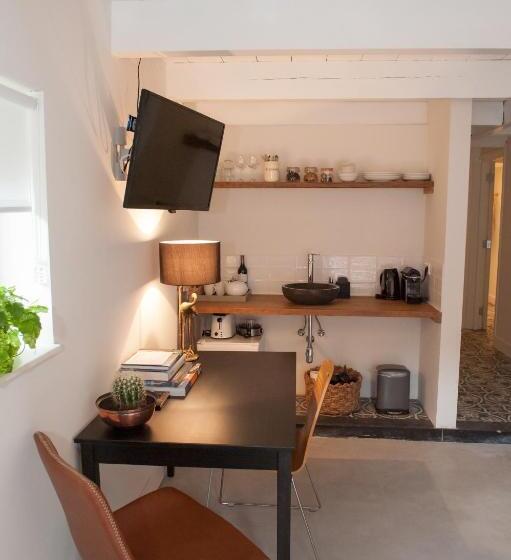 مبيت وإفطار Het Suikerpandje