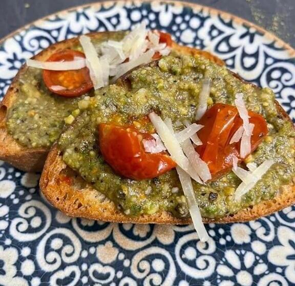 تختخواب و صبحانه La Casa Di Chiaretta