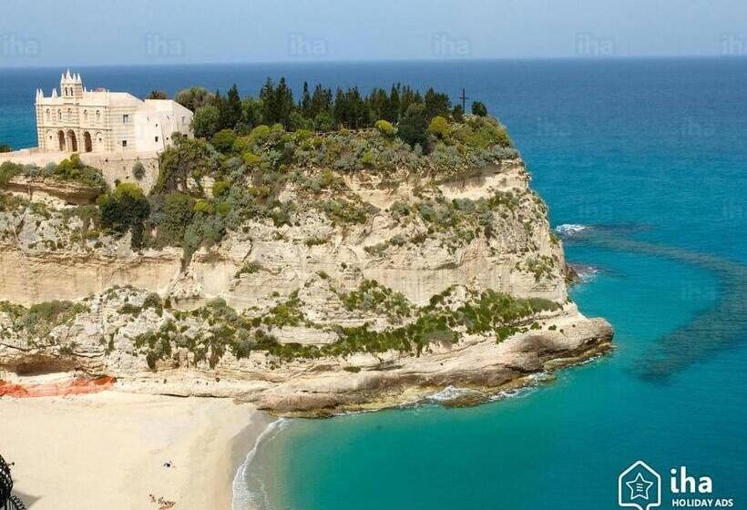 تختخواب و صبحانه La Casa Di Chiaretta